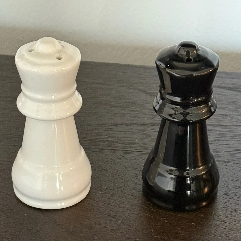 Vintage Pier 1 Ceramic Chess Pawn Salt and Pepper Shakers Set Black White